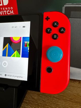 Nintendo Switch Rojo y Azul Completa + 2 juegos