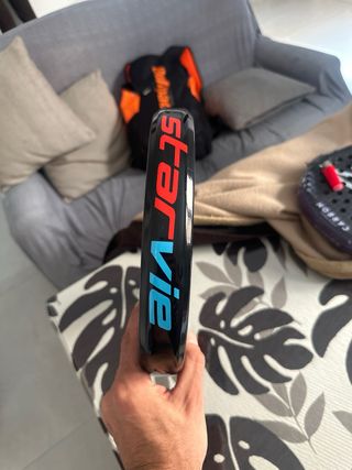 Pala de pádel StarVie Titania Kepler