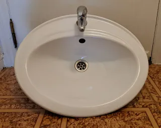 Lavabo de baño de cerámica blanco