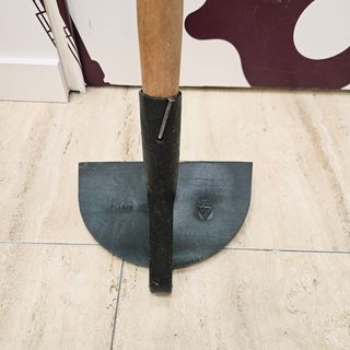 Herramienta albañilería Azada de excavación