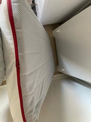 Cuna blanca con ruedas