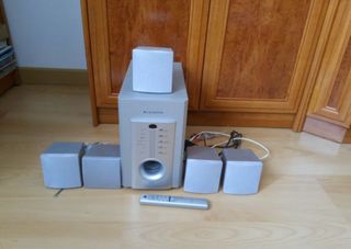 Home Cinema Blusense Plata y Blanco