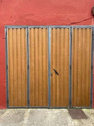 Puerta de garaje 4 hojas