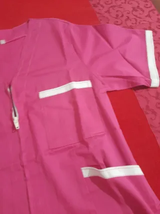 Casacca da lavoro rosa fuxia con zip