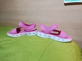 Sandalias niña rosa y blancas
