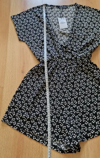 Mono Stradivarius talla S, blanco y negro, nuevo