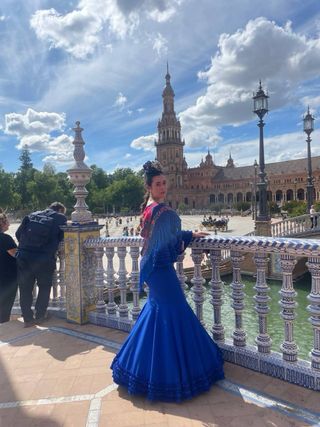 Traje Flamenca Azul Eléctrico Talla M-L Cancán 15€