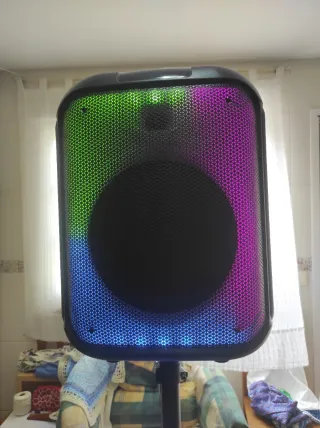 Altavoz Bluetooth LED Karaoke 110W con Trípode