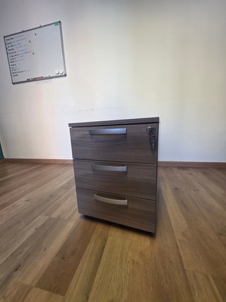 Set Arredamento Ufficio Scrivania e Mobile