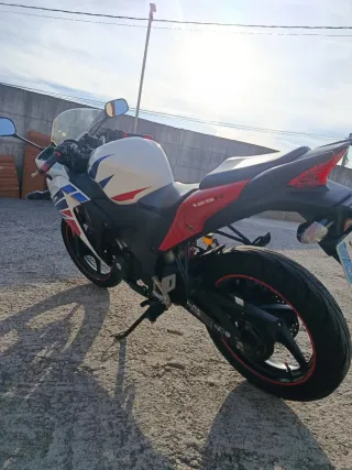 Honda CBR 125 R