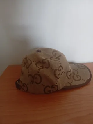 Gorra Gucci Monograma Clásico Marrón