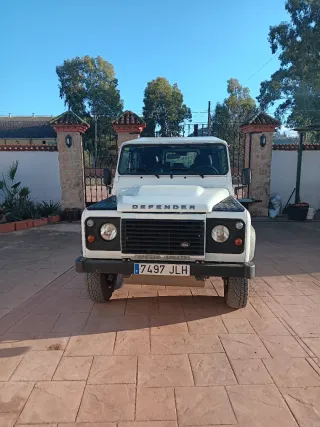 Land Rover Defender 2016