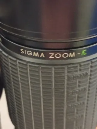 Obiettivo Nikon AF NIKKOR 70-300mm e Sigma Zoom