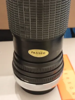 Obiettivo Nikon AF NIKKOR 70-300mm e Sigma Zoom