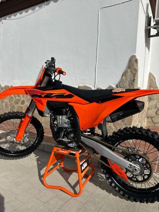 KTM 450 SX-F 2025 Motocross - 60h
