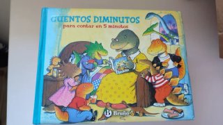 colección de libros titulada Cuentos diminutos