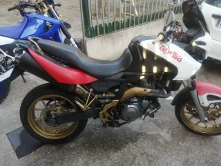 Aprilia Strada 660 trail