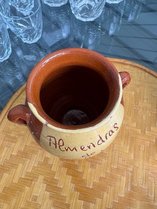 Botijo almendras de villafrechos