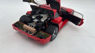 KYO08413R Kyosho Ferrari F40 1/18