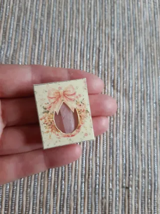 Casa delle bambole in miniatura. Scatola con borsa.