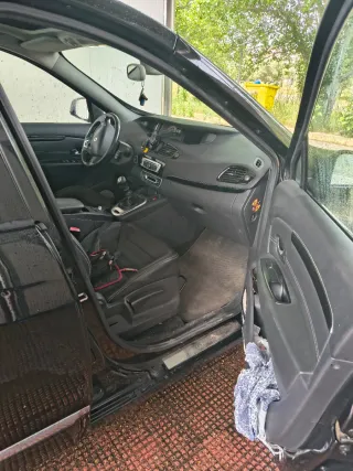 Renault Scenic 2015