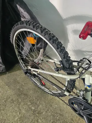 Bicicleta Montaña Decathlon Blanca/Azul