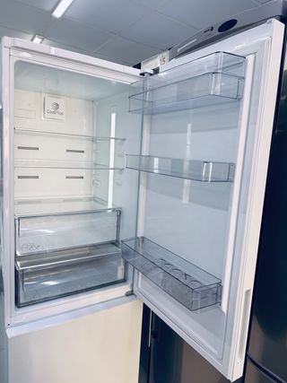 Nevera Grundig Blanca
