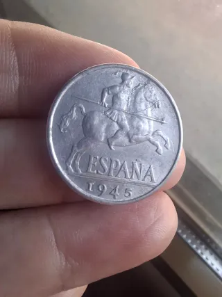 10 céntimos 1945