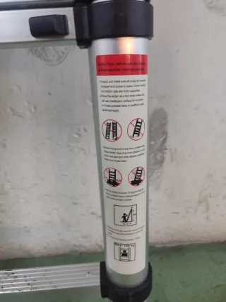 Escalera Telescópica 2.6m con ganchos