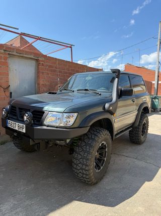 Nisss Patrol gr y61 2001