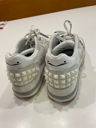 Voile Blanche Sneakers Blancas y Grises