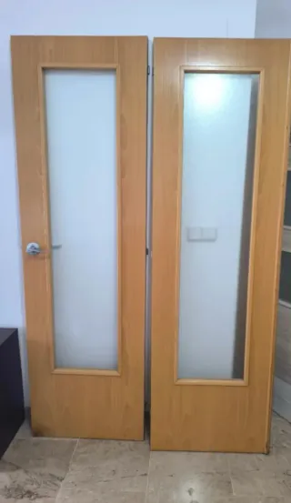 Puertas de madera con cristal