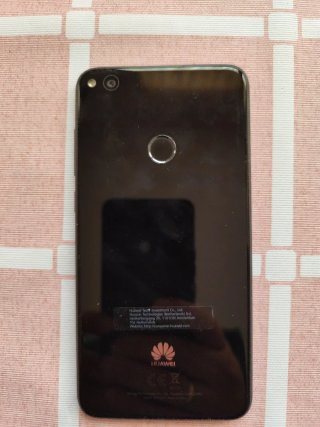 Pack 2 Teléfonos  CAT Negro + Huawei P8 lite