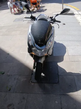 Honda PCX 125 cc - Gris - 34155 km