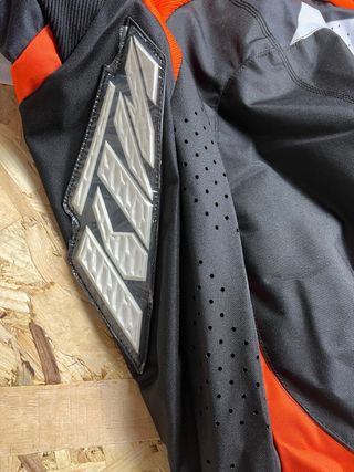 Equipación Motocross KTM