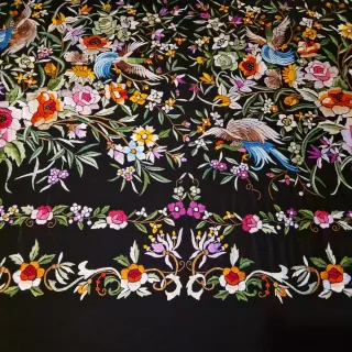 Mantón de Manila Seda Negra Flores Pájaros