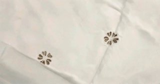 Tovaglia in lino con motivo floreale