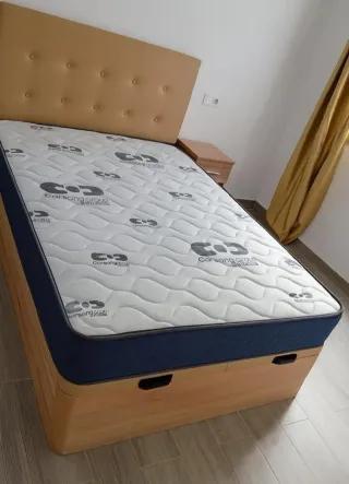 Canapés y colchones nuevos
