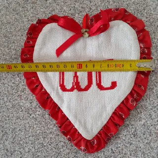Insegna WC Cuore Stoffa Ricamata