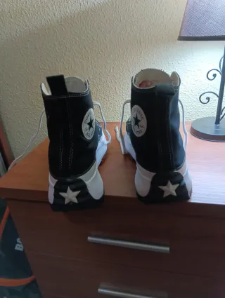 Converse negras plataforma