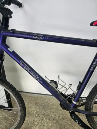 Bicicleta Trek Morada