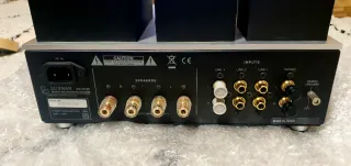 Luxman SQ-N150 Amplificador Integrado a válvulas