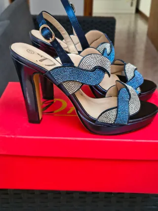 Sandali donna eleganti blu e argento
