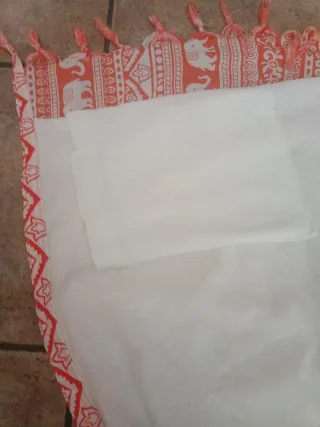 Pareo naranja con elefantes y bolsillo