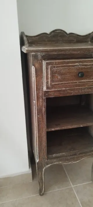 Mesita de noche auxiliar madera y metal