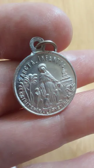 Medalla Religiosa Sancta Infantia Años 50