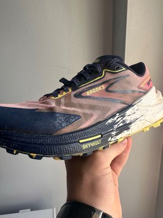 Brooks Catamount 3