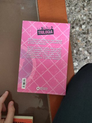 Libro Xenia fes un tuit