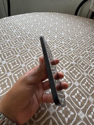 iPhone 16 Negro