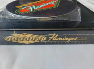 Caja Vinilos Bunbury Flamingos XX Aniversario